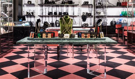 negozio prada modular design|Prada unveils new 'modular design' retail concept in .